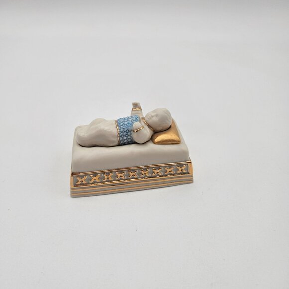 Lenox China First Blessing Nativity Baby Jesus - Picture 2 of 8